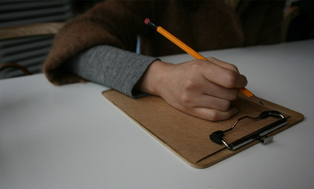 武隆群主家文章代写案例